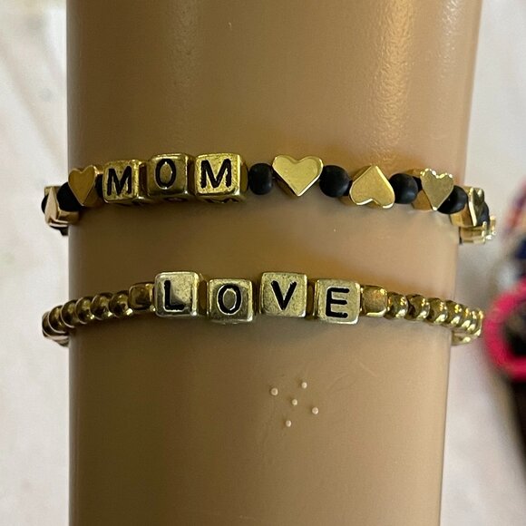 MOM Beaded Bracelets - Picture 3 of 8